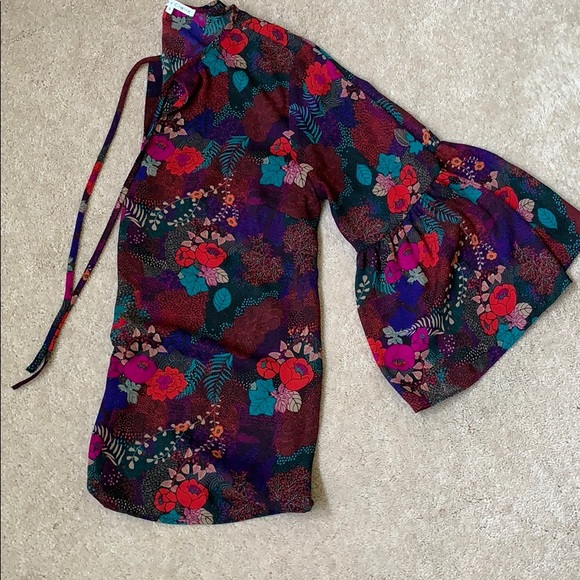 Fall Floral Blouse - Picture 7 of 7